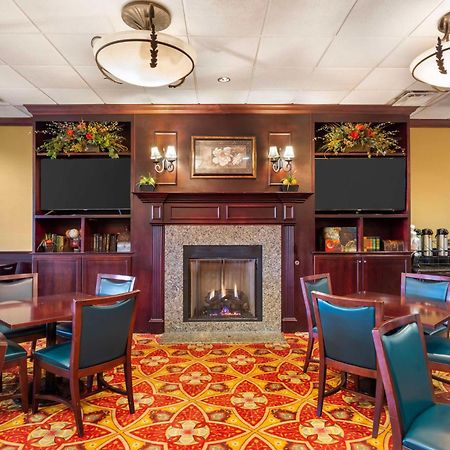 Best Western Plus Burlington Ngoại thất bức ảnh