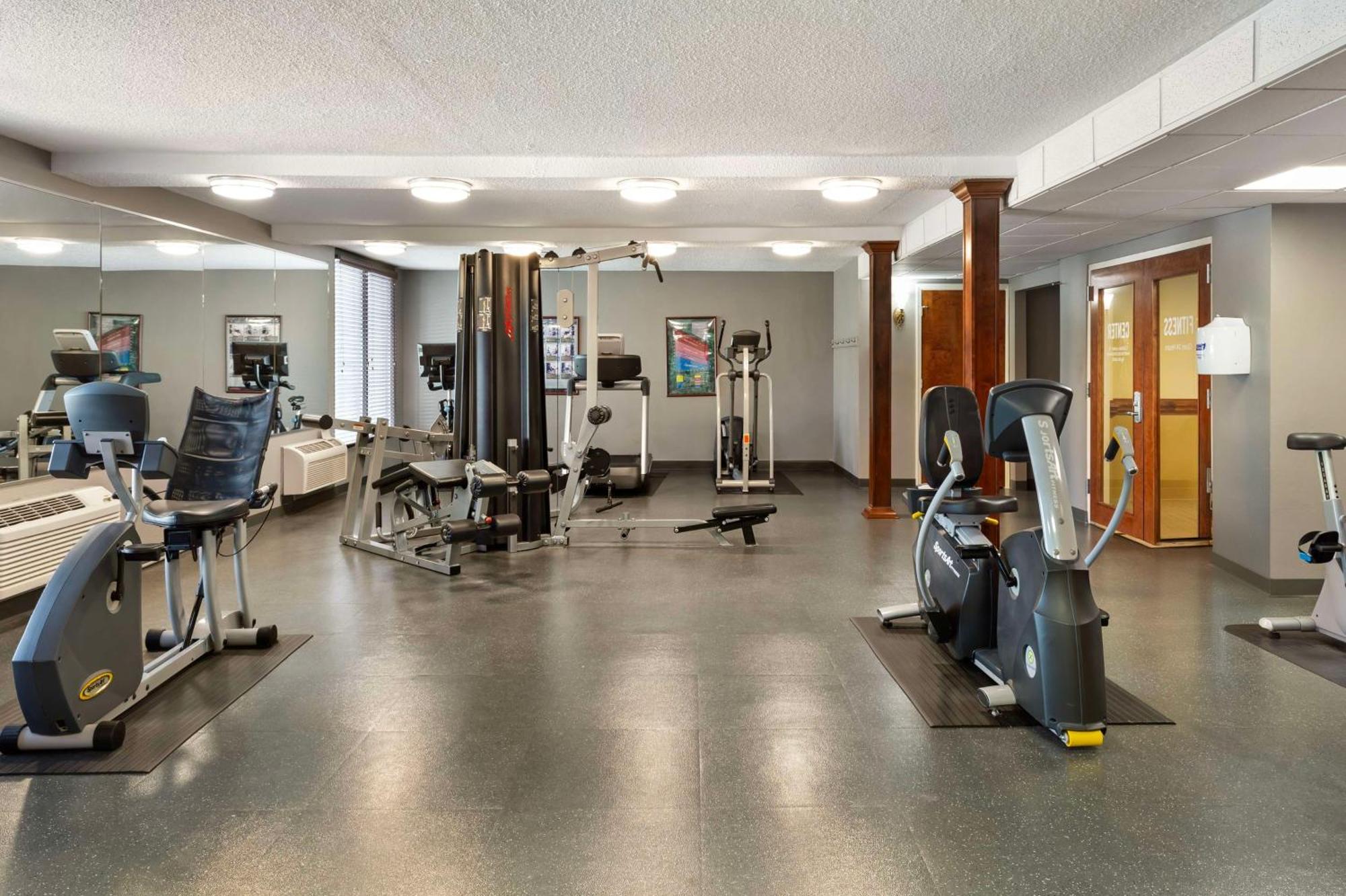 Best Western Plus Burlington Ngoại thất bức ảnh