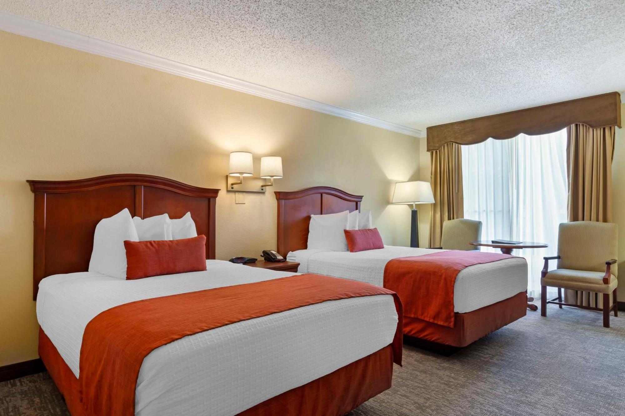 Best Western Plus Burlington Ngoại thất bức ảnh