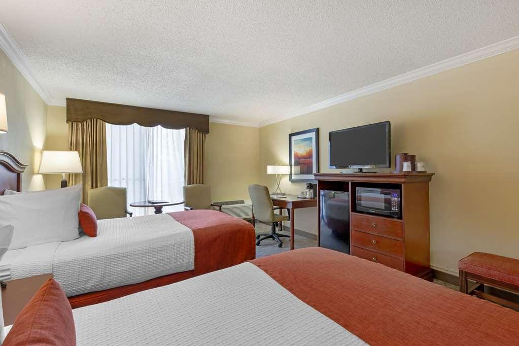 Best Western Plus Burlington Phòng bức ảnh