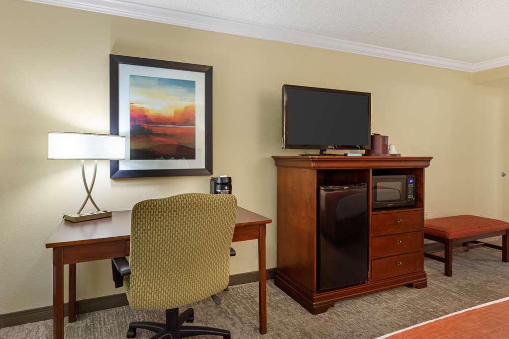 Best Western Plus Burlington Phòng bức ảnh